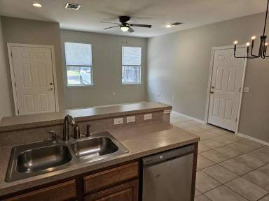 Main picture of 7617 Bennett Ave