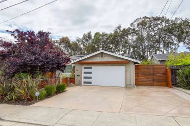 Main picture of 1048 Lassen Dr