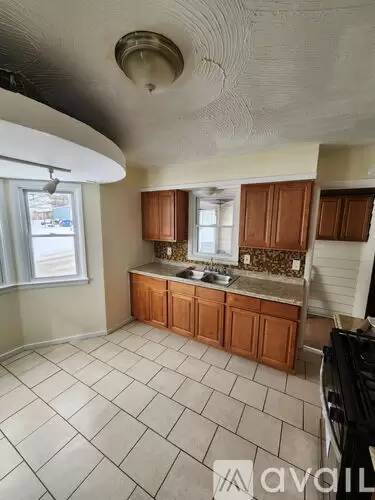 Main picture of 13601 Beachwood Ave