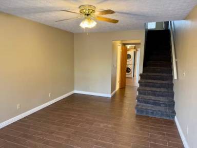 Main picture of 1616 Spring Valley Dr