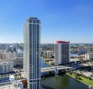 Main picture of South Ocean Condo Hollywood Residences