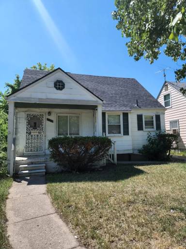 Main picture of 20171 Mendota St