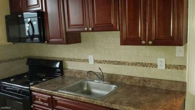 Main picture of 715 Avenue C