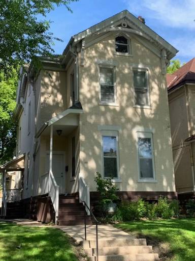 Main picture of 1665 N Humboldt Ave