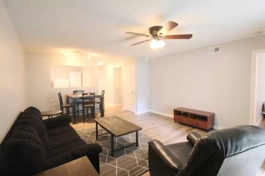 Main picture of Hunters Ridge Condominiums