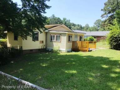 Main picture of 1102 Essex Pl