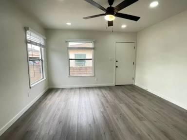 Main picture of 542 N 4th St