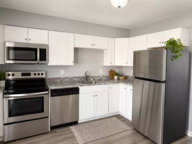 Main picture of 401 N Main St