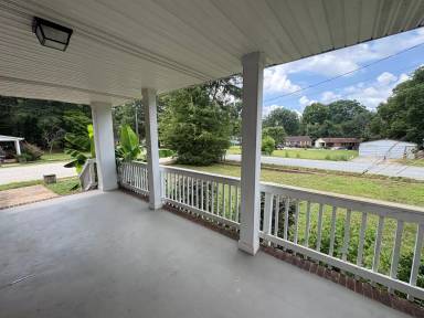 Main picture of 21 Fortner Ave
