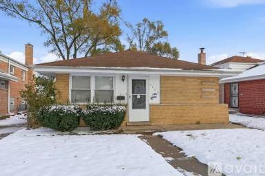 Main picture of 14631 Kimbark Ave