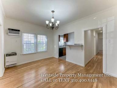 Main picture of 1435 1/2 N Las Palmas Ave