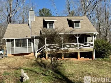 Main picture of 945 Keys Ferry Rd