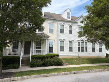 Main picture of 1108 Harding Cir