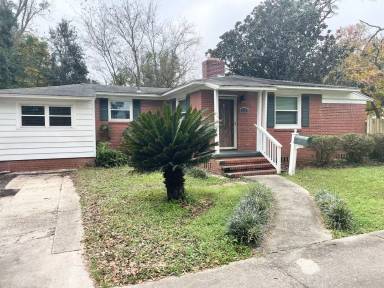 Main picture of 4678 Plymouth St