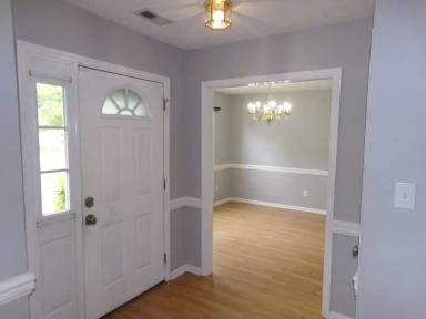 Main picture of 711 Barney Fones Dr
