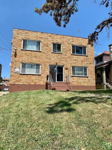 Main picture of 3408 Lumardo Ave