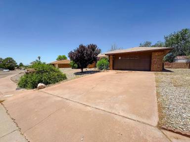 Main picture of 3021 Del Sur