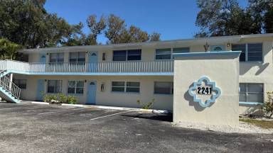 Main picture of 2241 Euclid Ave