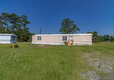 Main picture of 208 Little Dove Rd