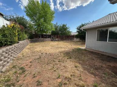 Main picture of 109 N 2790 E