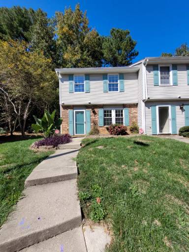 Main picture of 7831 Stephanie Ln