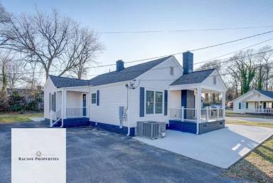 Main picture of 101 Poplar Dr