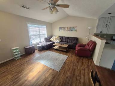 Main picture of 40 Nicole Dr