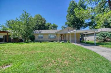 Main picture of 1224 Windsor Way