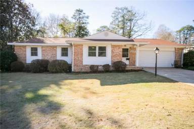 Main picture of 659 Thorpe St