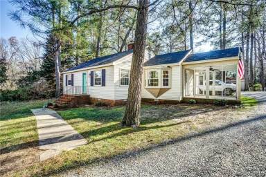 Main picture of 8321 Cherokee Rd