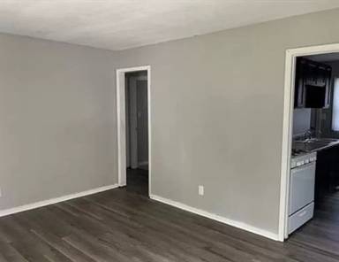 Main picture of 15 Sherwood Ct
