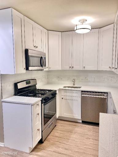 Main picture of 561 W Stratford Pl