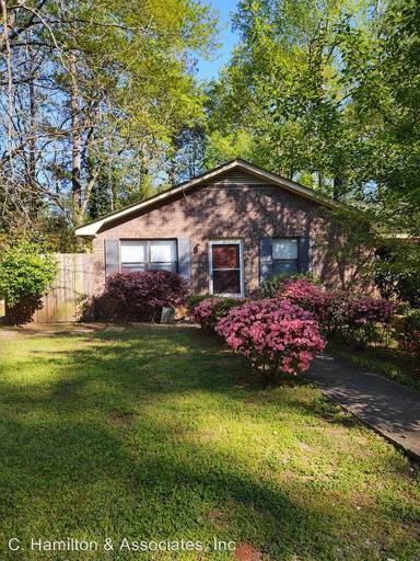 Main picture of 105 Laurie Dr