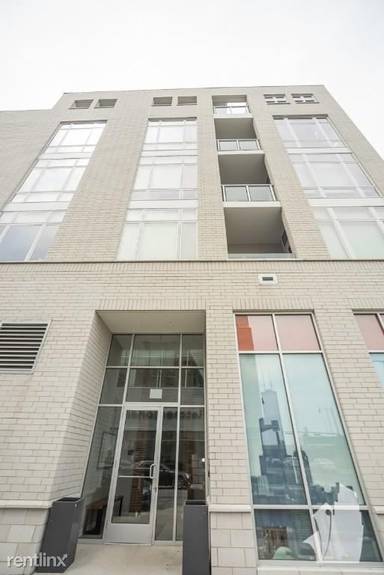 Main picture of 1545 W North Ave