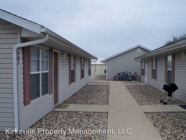 Main picture of 903 S Riggen St
