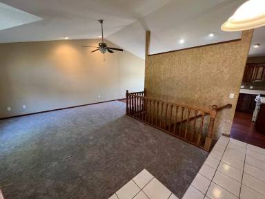 Main picture of 1301 E 62nd St