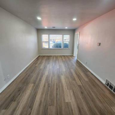 Main picture of 9309 Village Dr