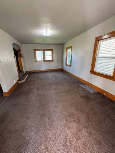Main picture of 330 W Rudisill Blvd