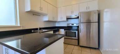 Main picture of 2395 Pacific Ave