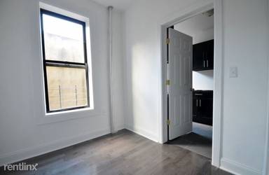 Main picture of 260 Riverdale Ave