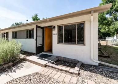 Main picture of 2413 W Saint Vrain St
