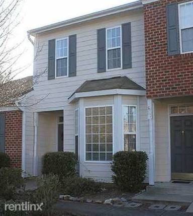 Main picture of 23 Signet Dr