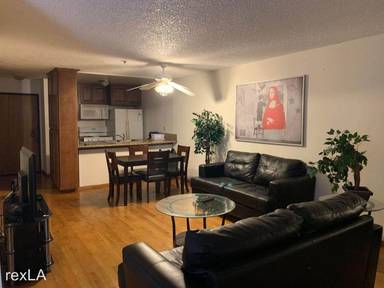 Main picture of 10811 Ashton Ave