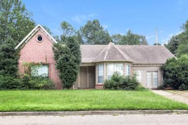 Main picture of 6989 Lagrange Hill Rd