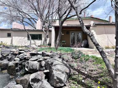 Main picture of 11 New Mexico 230