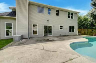 Main picture of 112 Jasmine Ln