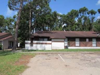 Main picture of 8411 Country Walk Dr