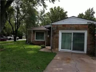 Main picture of 2903 W Douglas Ave