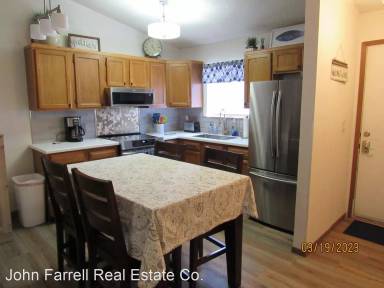 Main picture of 5499 3 Seasons Rd