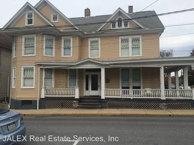 Main picture of 9 E Burd St